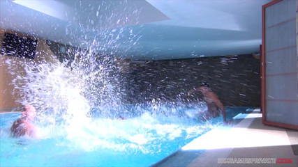 Czech Pornzone: Mi día de gangbang - Mea Melone