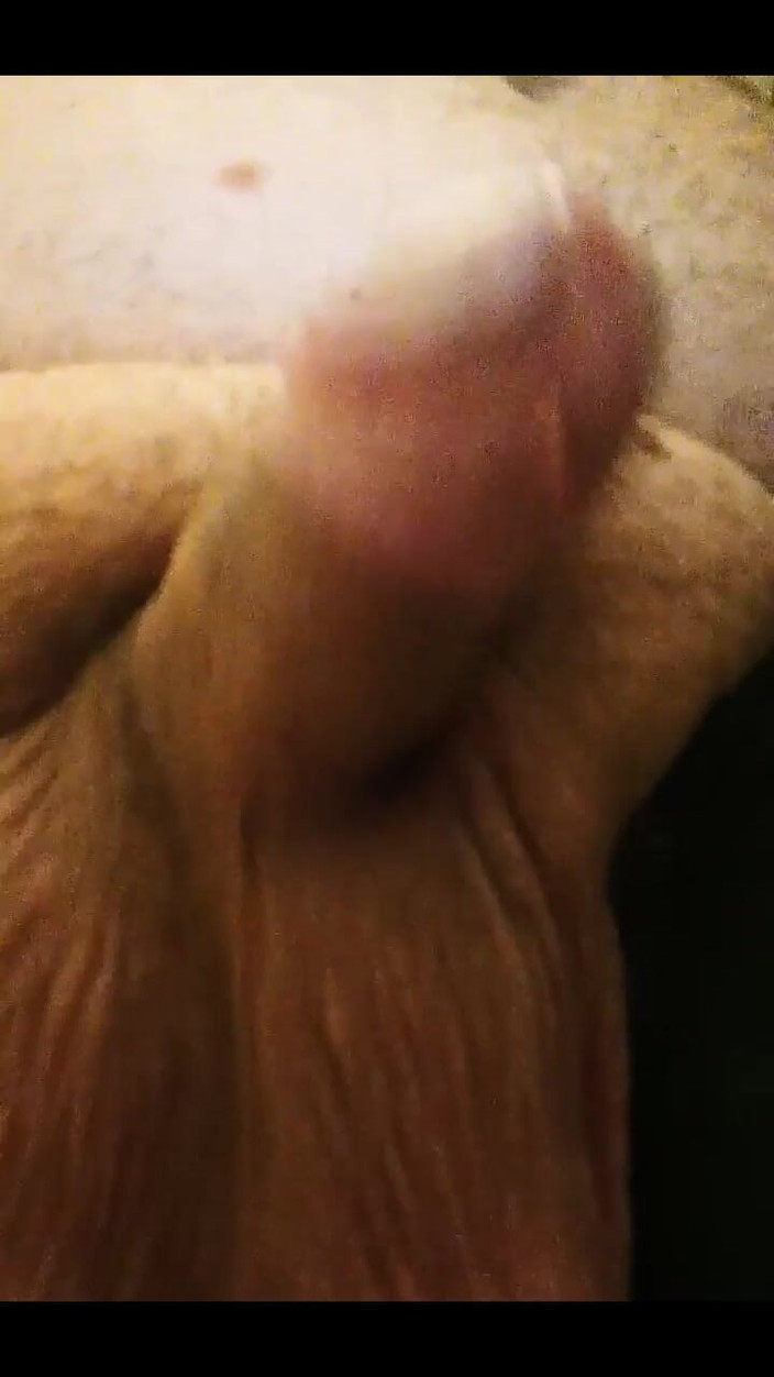 Big Pisser: 551575461348519936.mp4