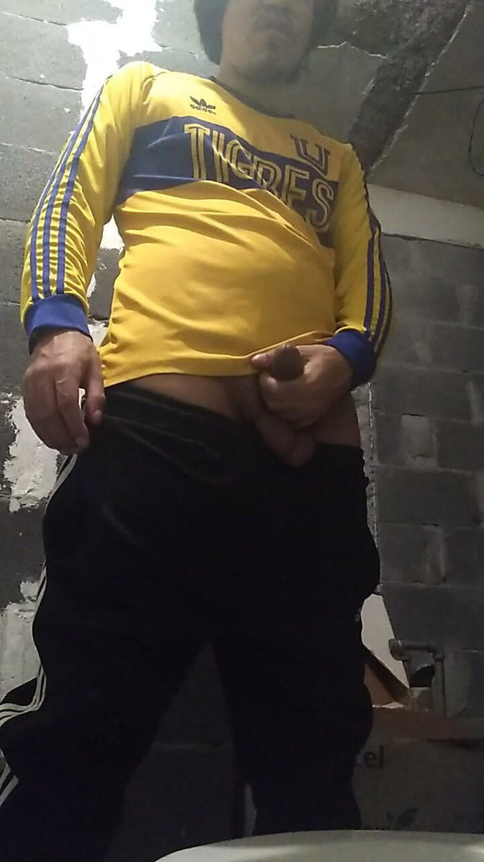 AlexAlejandro13: 화장실의 미다