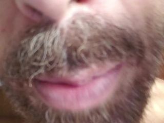 BBIG: Sudoroso Cashmaster humillante