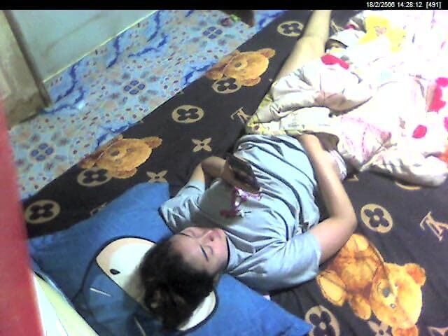 skyunited007: Když je manželka sama doma 3