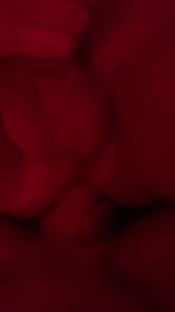Footjob před šukáním mého přímého kamaráda