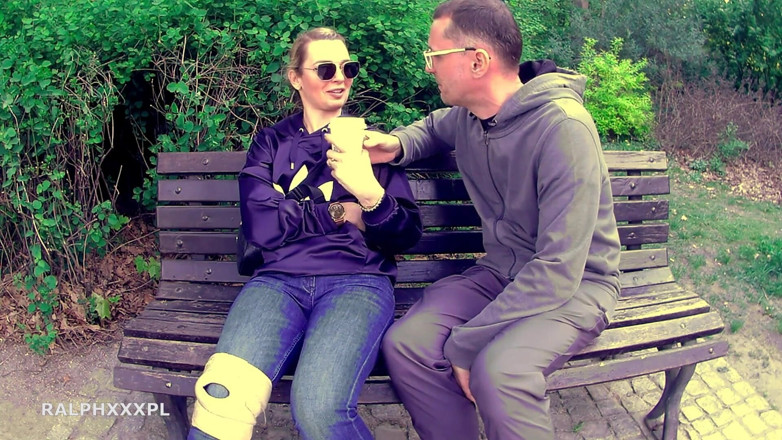 RalphXXXpl: L'ho incontrata nel parco e l'ho portata a casa