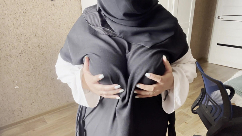 Lux Eva: Hotwife kawan memberikan arahan melancap