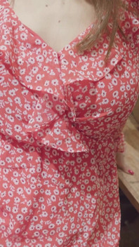 Cazzo ragazza di lusso in feticismo del piede e cazzo scena
