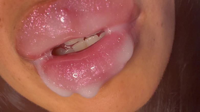 Asmr_mouth: 当我亲吻时，一大群唇膏
