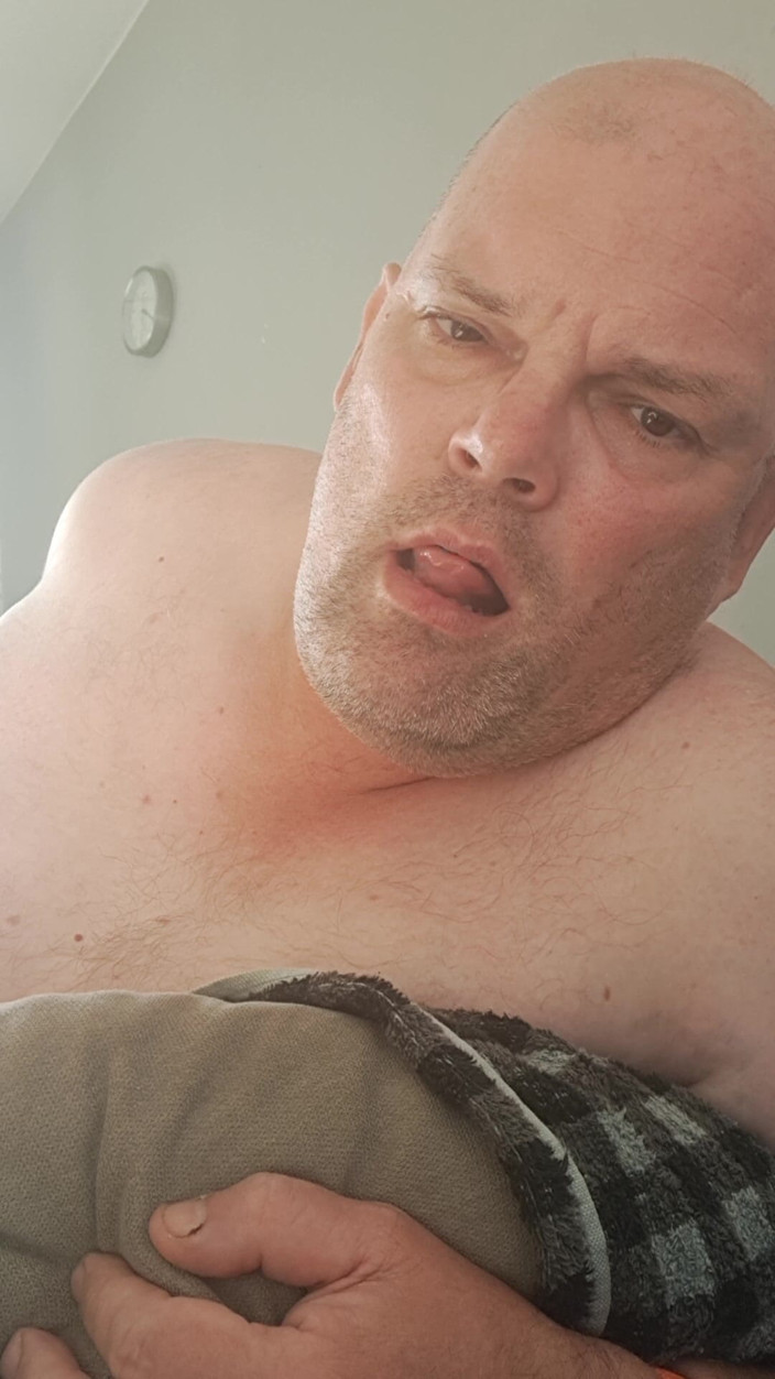 Fickspecht: An Ass Fuck with Dildo in the Morning Drives Away...