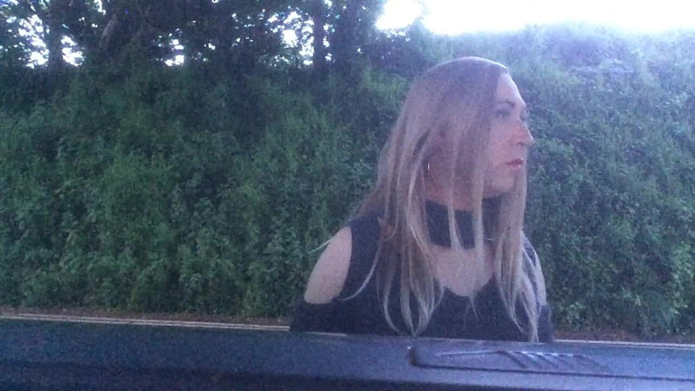 The Midnight Minx: Flashing down the football pitch