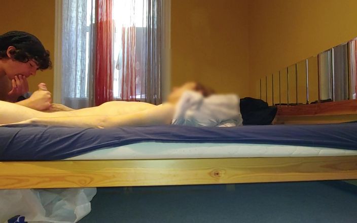 LeoTeenLatinos: Ho fatto sesso con un ragazzo dotato a Francoforte