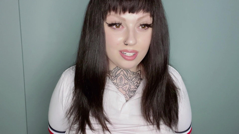 Miss Valentina: Унижение из колледжа