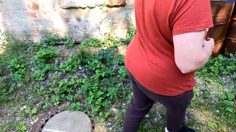 Bouncy Tits Action: Нехай дзвони звисають і завдають удару