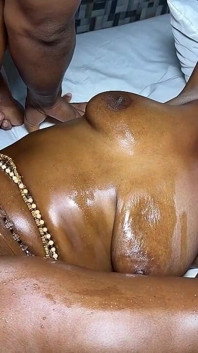 Pantatku di-anal sama kontol besar gadis 19 tahun yang lagi hamil besar sampai dicrot di dalam