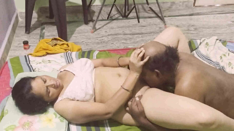 Sexy sindu: Meilleure vidéo de sexe indienne bouffeuse de chatte
