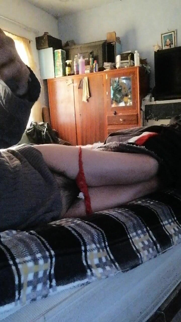 Marga9012: Pelacur di ranjang