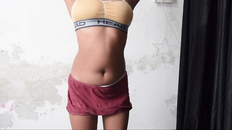 Neha Gupta: Badgirllhr privatshow wird dich hart machen