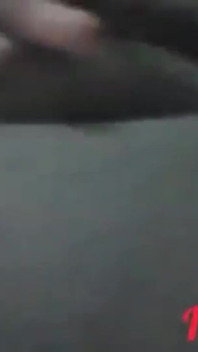Erotik bir sırrı saklamak için arkadaşımın kız arkadaşıyla birlikteyim