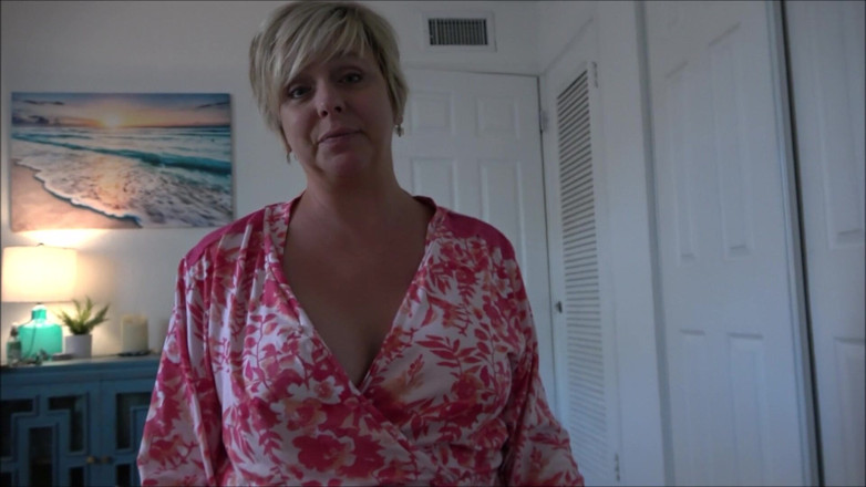 Brianna Beach: Madrasta me ajuda a me tornar um homem - Brianna Beach -...