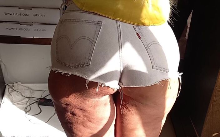 Sexy ass CDzinhafx: Minha bunda vestindo shorts sensuais