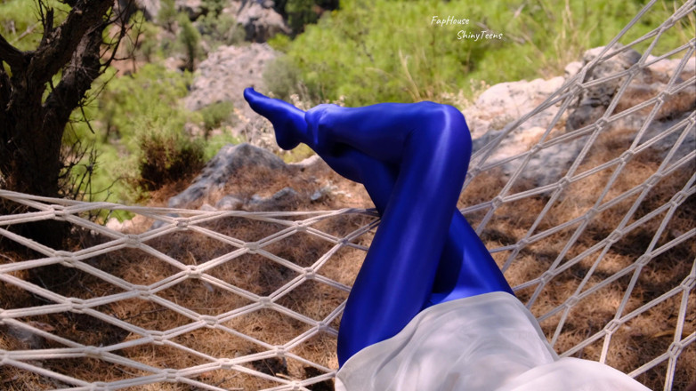 Shiny teens: Shiny lycra pantyhose outdoor