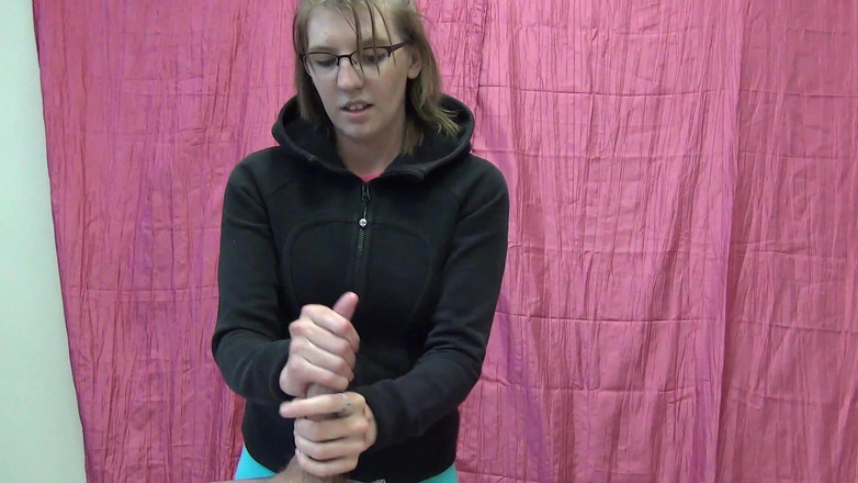 Jerky Girls: 四月淋浴以apirl为特色