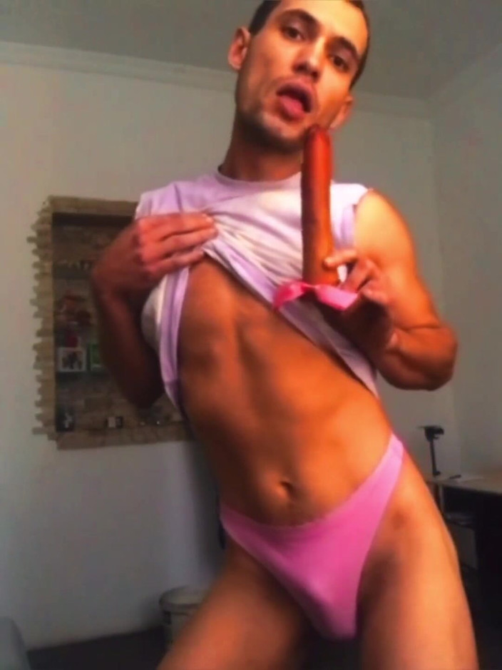 Merry Bell: Rave femboy tự địt mình sau khi khiêu vũ với a:d