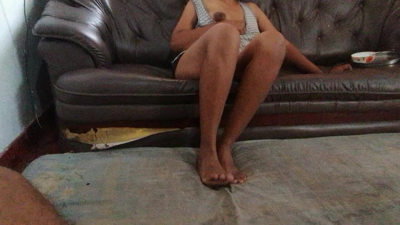 Tina Baby: Mi hermanastra me seduce de verdad. Mira hasta el final