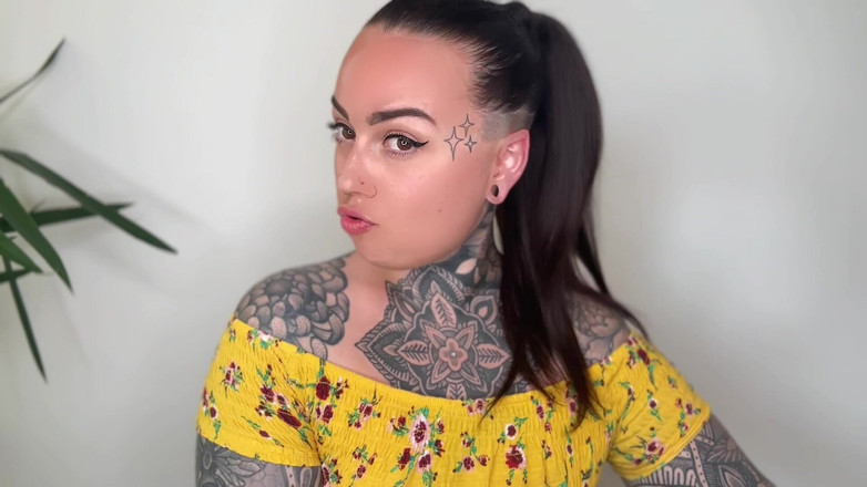 Miss Valentina: Złagodzenie dominacji finansowej 2