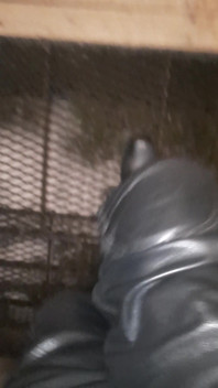 Rubberboots and Leatherpants on Ice