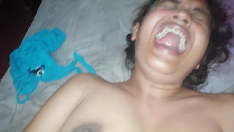 Tina Baby: Зияющие тугие дырки моей мачехи в овдове