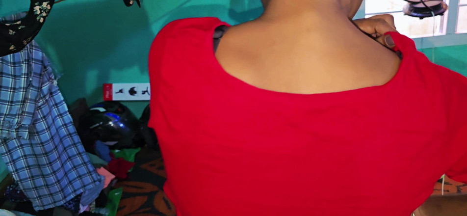 SafeRosebush8: 在换妻派对上首次分享妻子