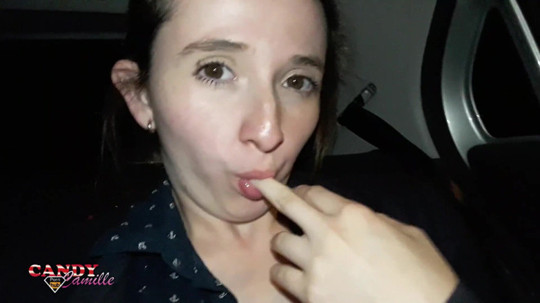 Candy Camille: मैंने अपने उबर ड्राइवर को चोदा! (लगभग पकड़ा गया)