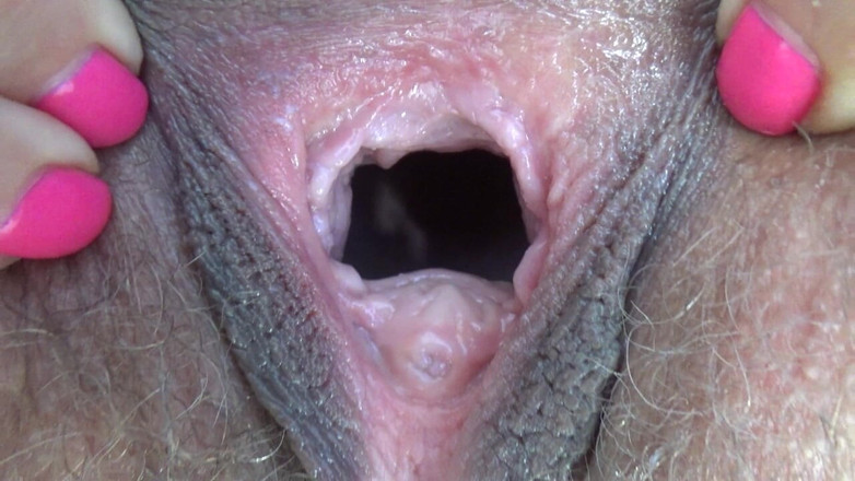 AnnaBUST: Para Enfiar O Que Não Está Amontoado. Segunda Tentativa