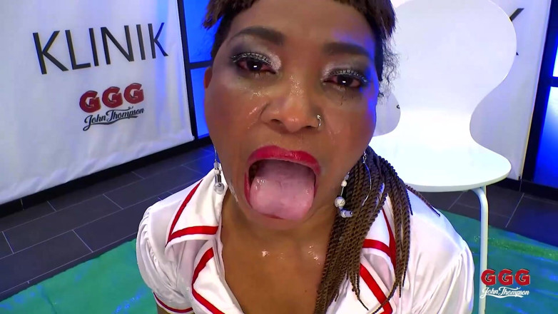 DEUTSCHLAN PORNO XXX: Blonde &amp; Black Slut Swallow Piss and Cum in Ggg Bukkake