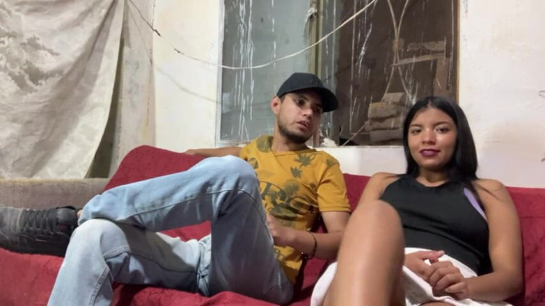 Angelhotmex: Người bạn 18 tuổi của tôi trong khi cô ấy ở một mình -...