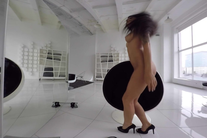 StasyQVR: Fit Tattooed Brunette Sexy Striptease