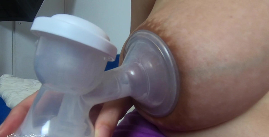 Lena Rose: 哺乳期的胸部