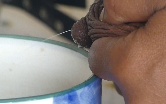 Kinky African MILF: Servire Il Tè Con Latte