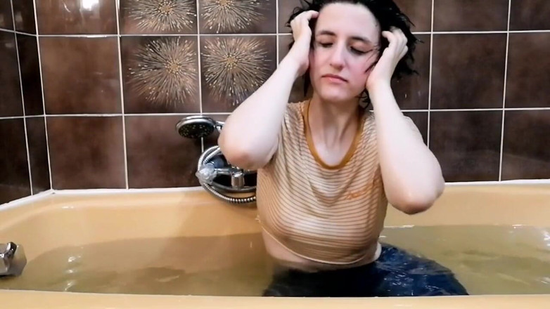The Antichristrix: Stepsister gets dunked JOI