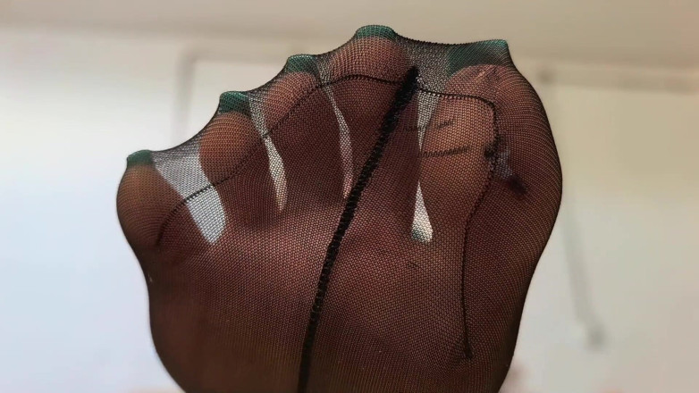 Goddess Lena: Poor Tiny Slave Under My Nylon Toe