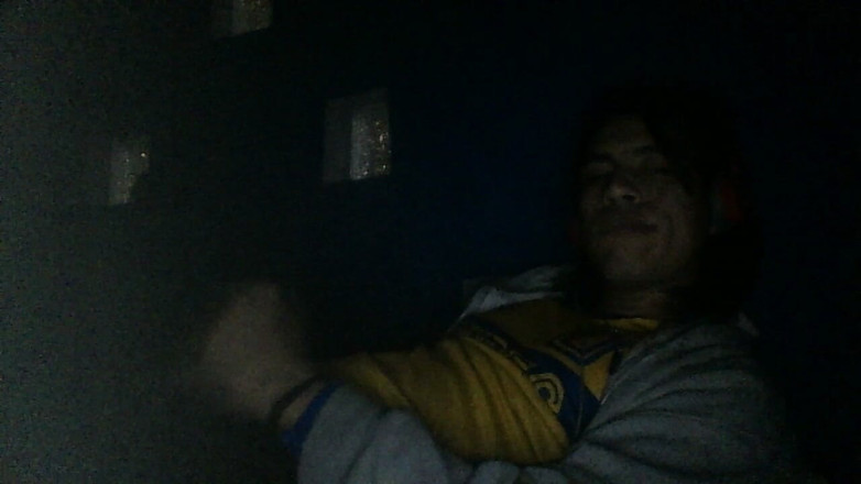 AlexAlejandro13: Homem maduro nas primeiras horas da manhã