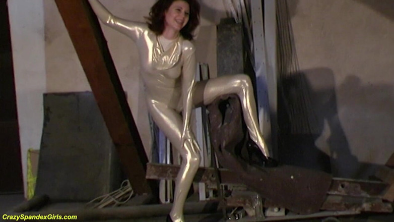 Kelly in spandex: Combinaison complet