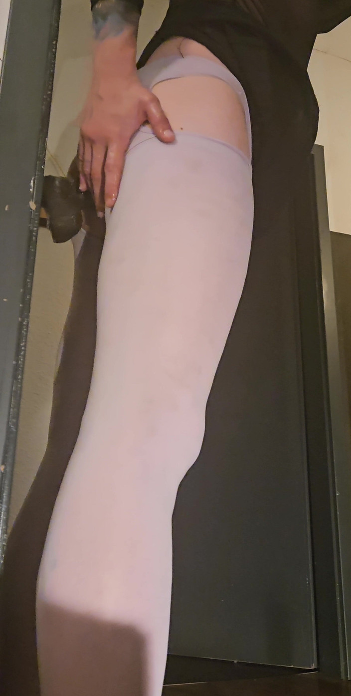 Sissy Millie Lucy: Ce que c’est d’avoir une petite amie tapette, partie 3