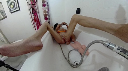 Lizzy Yum: Lizzy Yum sd julio 2025 dilatando el baño, paja amateur, solo # 9