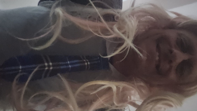 Jasmine Sub: Banci ngentot dildo di pesta seks liar