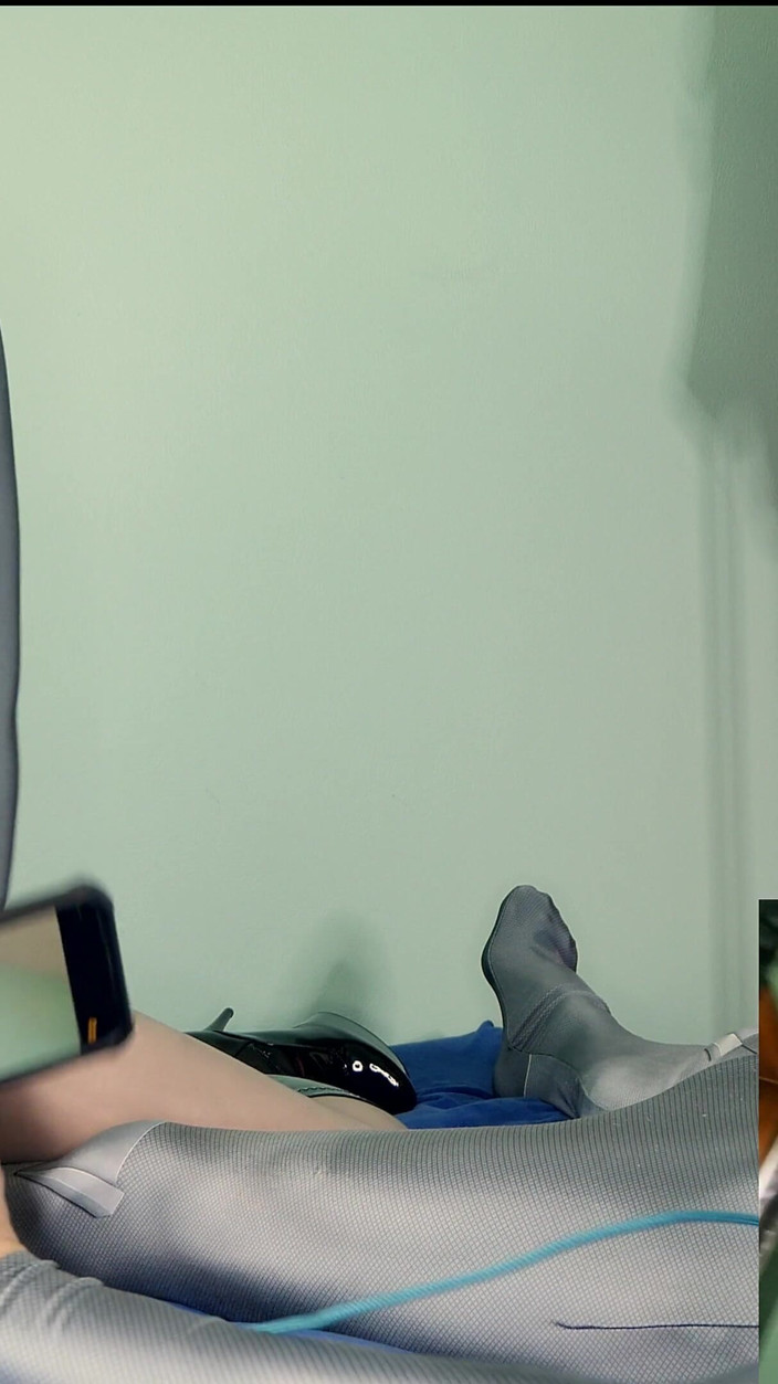 Nylon Xtreme: Elena Clark Zentai Catwomen Masturbation