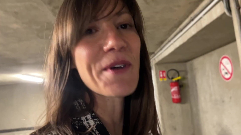 Lety Howl: Jag följde min fan Antoine till den offentliga parkeringsplatsen så...