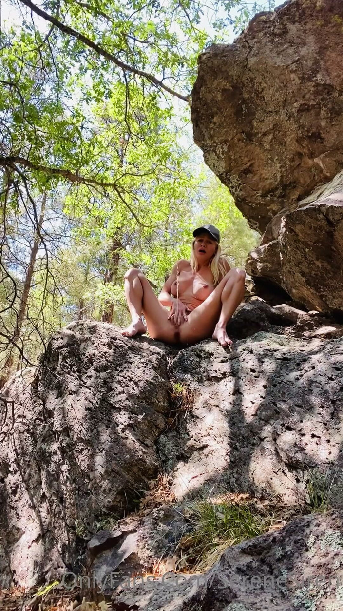 Serene Siren: Wędrówka Sprawia, Że Jestem Napalona, Więc Przestaję Spust!