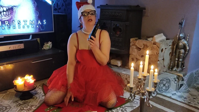 Toilet Mommy: Girl Sucking Dildo and Making Video for Boyfriend - Jerk off...