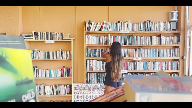DaringKiara: Luându-mi Aventurile la o bibliotecă publică dintr-un oraș mic