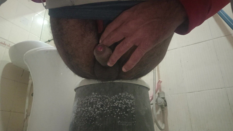 Brijesh 270: Zobacz, jak kutas powoli staje się wyprostowany.